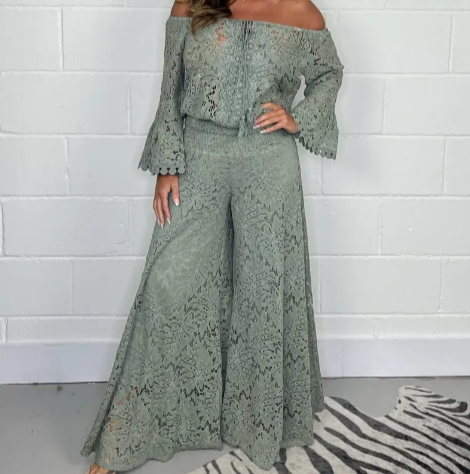 Lace Blouse & Pants Fashion Set